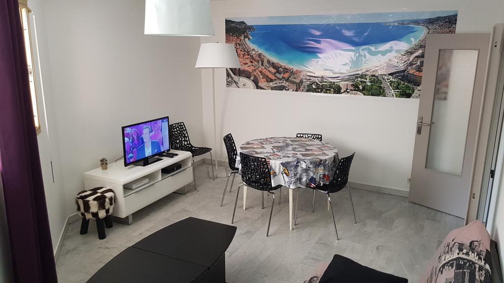 Appartement 3 Pieces Sonice Au Centre De Niza Exterior foto